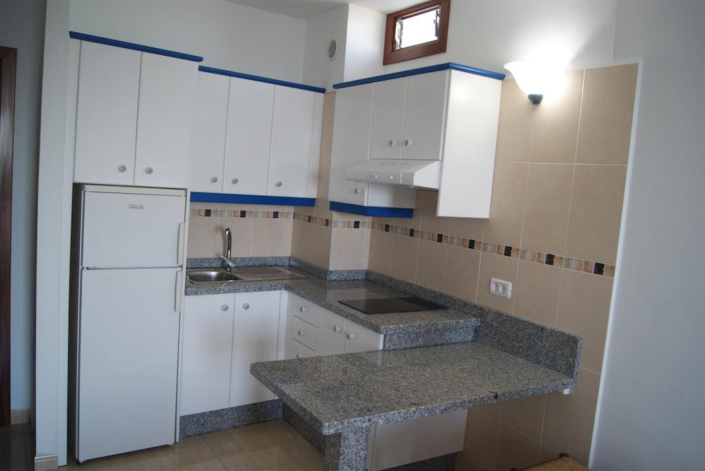Apartamentos Los Saltos Ла-Рестінґа Екстер'єр фото