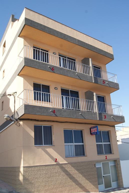 Apartamentos Los Saltos Ла-Рестінґа Номер фото